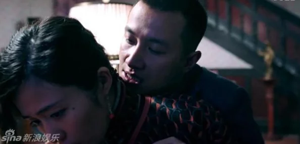 无遮挡床戏"引发热议,观众对影片表现出不同反应,讨论尺度与艺术表达的界限再度升温 无遮挡床戏"引发热议,观众对影片表现出不同反应,讨论尺度与艺术表达的界限再度升温